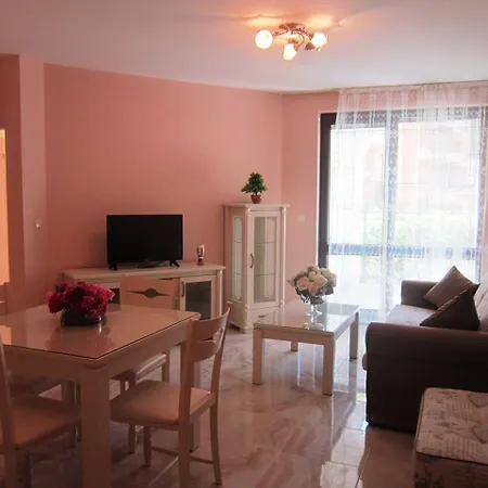 Aparthotel Artur 3*