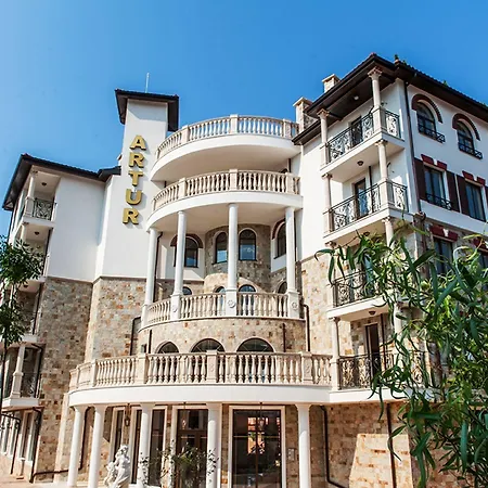 Aparthotel Artur 3*