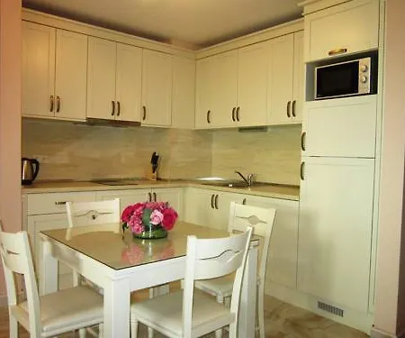Aparthotel Artur 3*